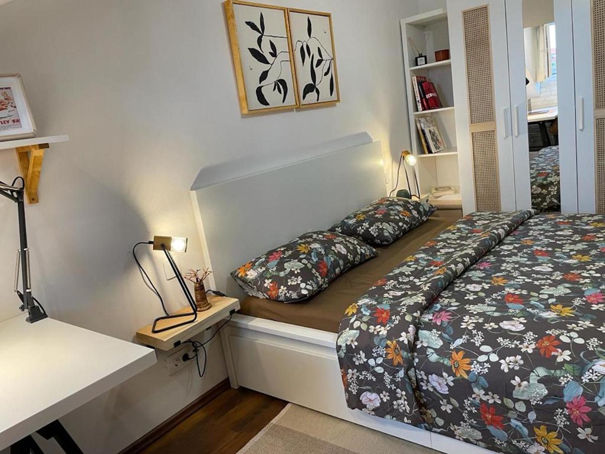 Condo In Town Centre Рийека Екстериор снимка
